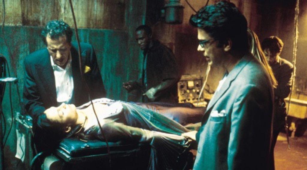 Дом ночных призраков (1999)